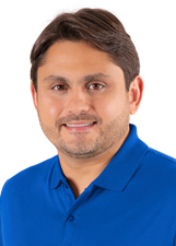 Foto de urna de Juscelino Filho em 2022