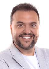 Foto de urna de Felipe Saliba em 2022