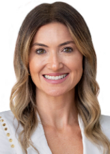 Foto de urna de Greyce Elias em 2022