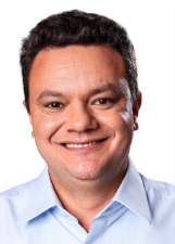 Foto de urna de Odair Cunha em 2022