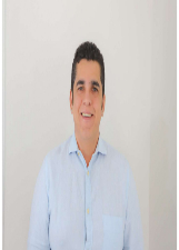 Foto de urna de Antônio Doido em 2022