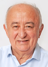 Foto de urna de Júlio Cesar em 2022