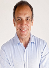 Foto de urna de Hugo Leal em 2022