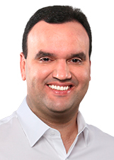 Foto de urna de Luciano Amaral em 2022