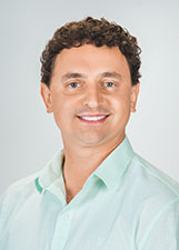 Foto de urna de Pezenti em 2022