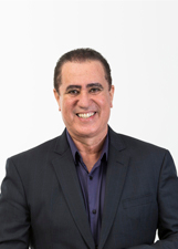 Foto de urna de Jonas Donizette em 2022