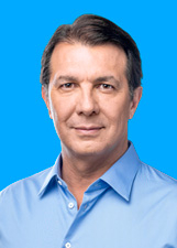 Foto de urna de Arthur Oliveira Maia em 2022