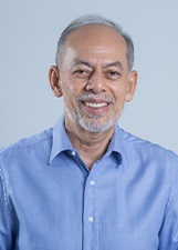 Foto de urna de Inácio Arruda em 2022