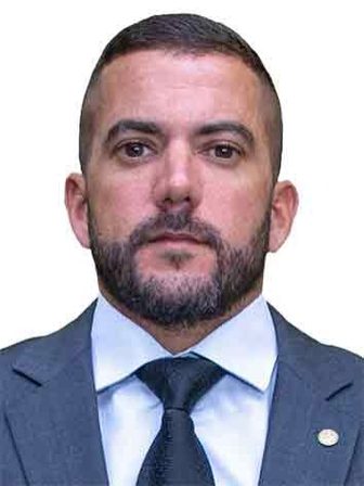 Foto oficial de Carlos Jordy