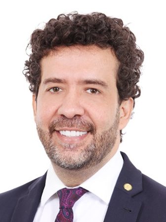 Foto oficial de André Janones