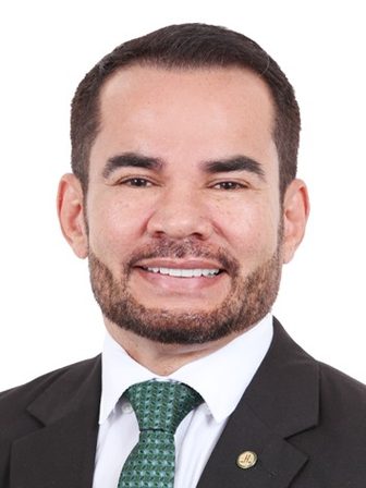 Foto oficial de Defensor Stélio Dener