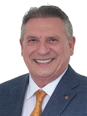 Foto oficial de Newton Bonin