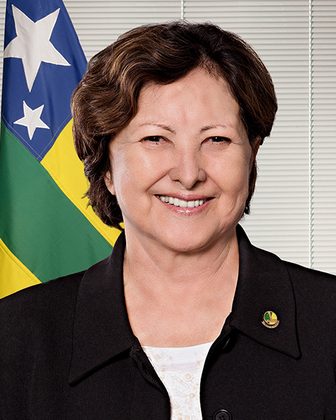 Foto oficial de Maria do Carmo Alves