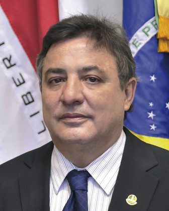 Foto oficial de Zeze Perrella