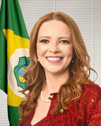 Foto oficial de Janaína Farias